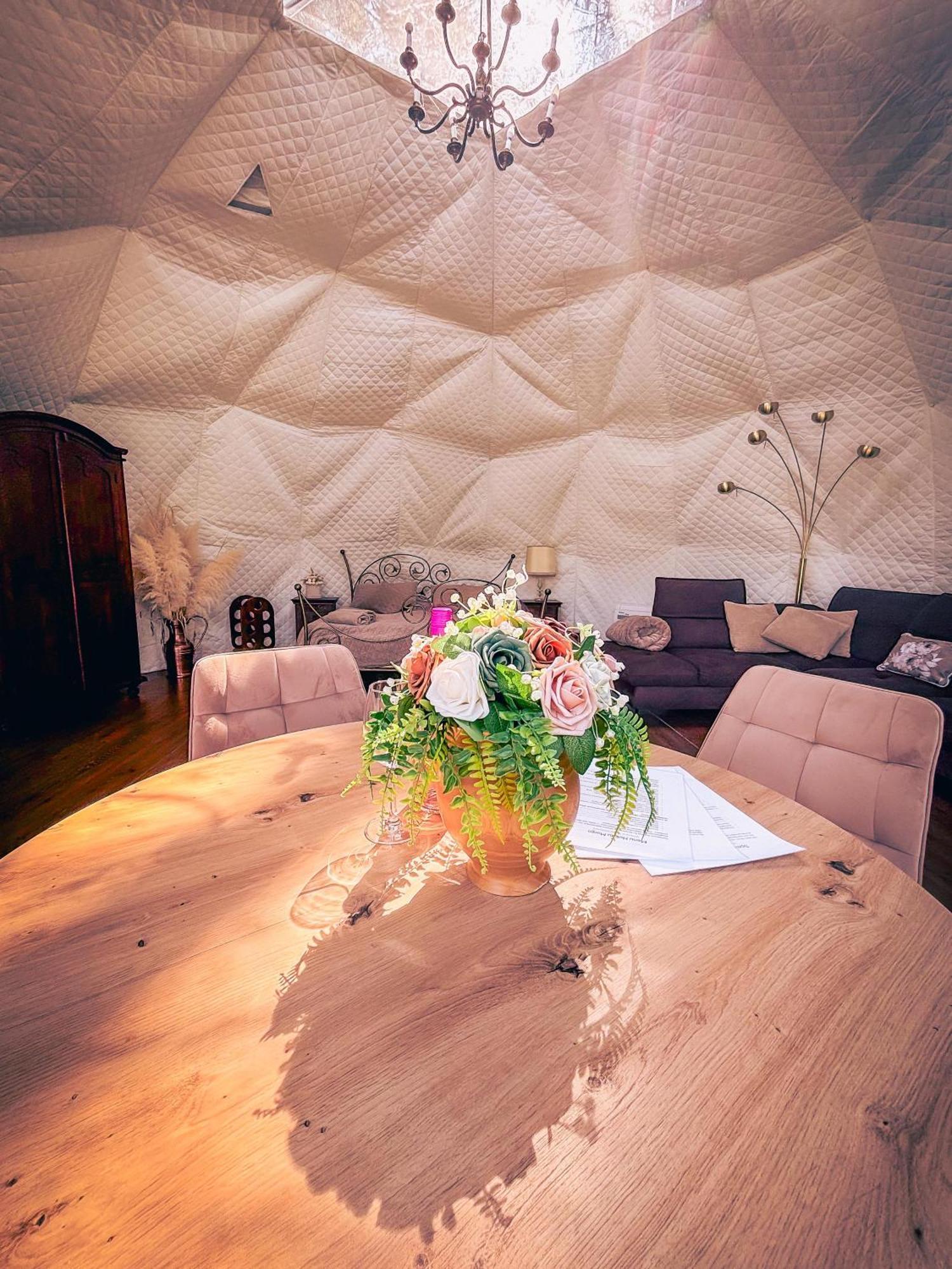 מלון Cedynia Glamping Pod Orlem מראה חיצוני תמונה
